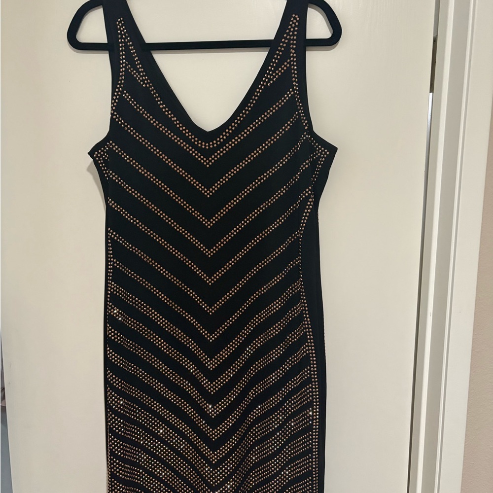 Chic Black and Gold Chevron Dress